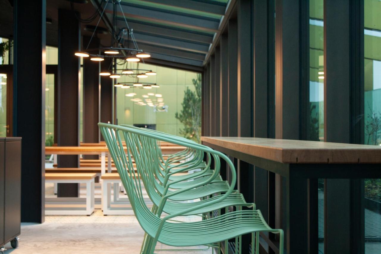 Хостел Next House Копенгаген Экстерьер фото "The green chair"