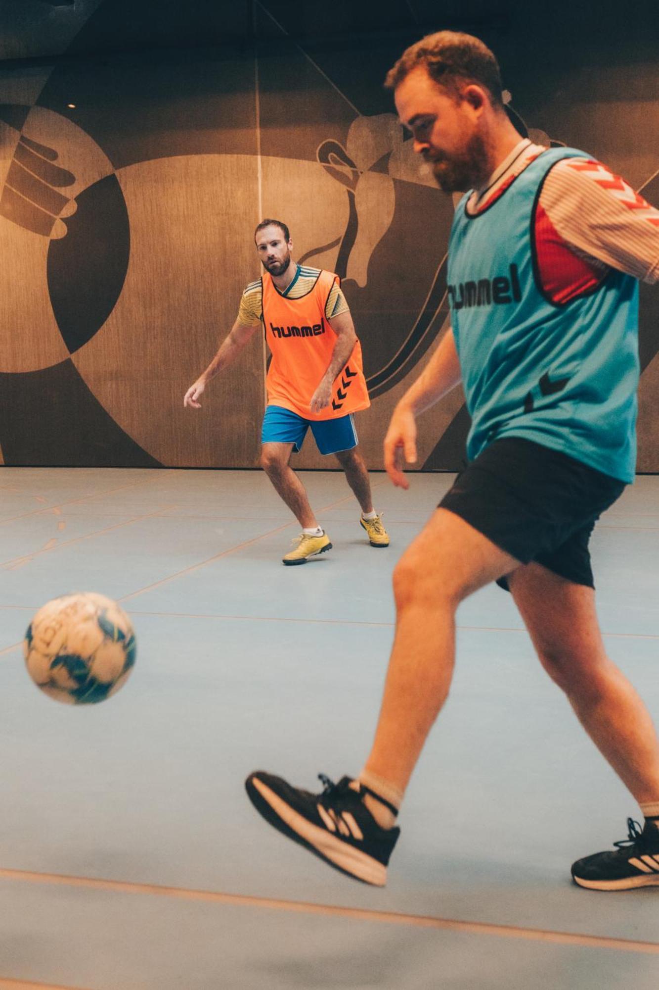 Хостел Next House Копенгаген Экстерьер фото "The best players in the world are training in the tunnel"